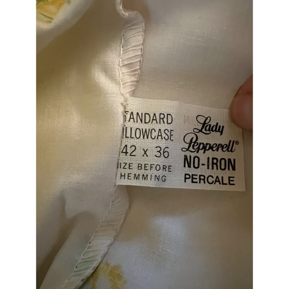2 Vintage Lady Peperell Pillow Cases Presslin 303 No‎ Iron Percale Std 42" x 36" - Picture 3 of 4
